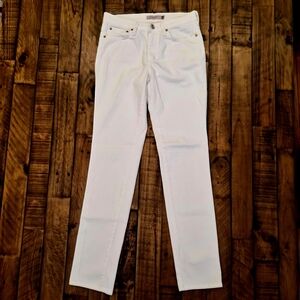 Hammer Women's Crisp White Skinny Jeans